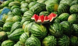 山东两位网红吃瓜事件真相,揭秘背后真相与争议